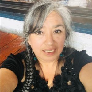 Meet your Posher, Luisa